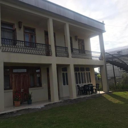 Luka Family Guest House Μπατούμι Εξωτερικό φωτογραφία