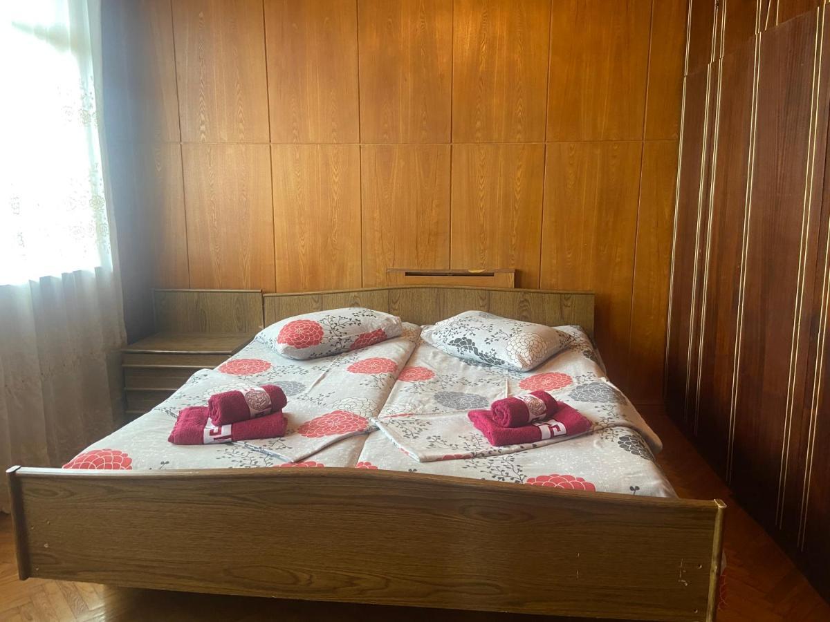Luka Family Guest House Μπατούμι Εξωτερικό φωτογραφία